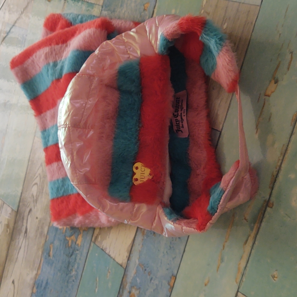 Juicy Couture hat and scarf tube